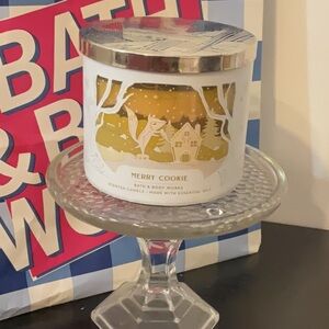 Bath & Body Works Merry Cookie Candle with Silver Lid